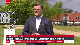 LIVE: Statement vom ukrainischen Außenminister Kuleba zur Kriegslage und Waffenlieferungen