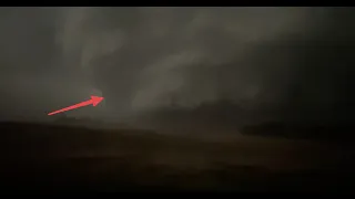 MASSIVE TORNADO Linneus Missouri intercepted in Dominator 3