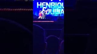 Pedido de casamento ao vivo  show henrique e Juliano