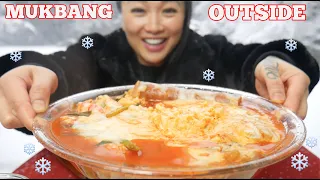 KING CRAB SPICY CHEESY NOODLE MUKBANG *OUTSIDE FIRST SNOW FALL (LETS EAT) SASVlogs