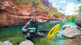 Treasure Hunting Arizona's HIDDEN Desert OASIS!! (cliff jumping)