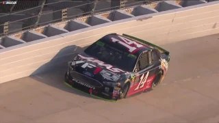 Clint Bowyer blows a tire, wrecks minutes later