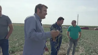 "Omul cu cazmaua" povesteste trecerea de la PLUG la NOTILL