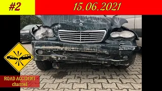 Подборка ДТП на видеорегистратор 15.06.2021 Июнь 2021/A selection of accidents on the DVR  2021 #2