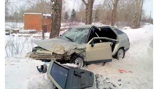 7# Самые страшные Аварии ЗИМА  Декабрь 2015 - ДТП Car Crash Compilation