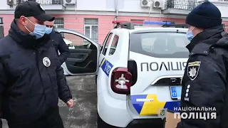 Перші поліцейські офіцери громад Полтавщини отримали службові автомобілі Renault Duster