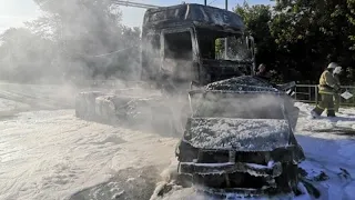 29.06.2021г- трое человек из легковушки погибли в массовом огненном дтп с грузовиком в Лысково.