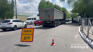 Поліція Полтавщини встановлює обставини ДТП, в якій травмовано велосипедиста