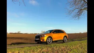 TEST: Frem med rødvin og hvidløgsranker til fejring af komfortkongen DS 7 Crossback (2019)