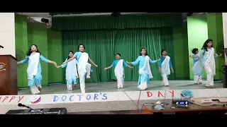 Khuda to nahin par khuda se ho tum - Doctor's Day prayer dance.