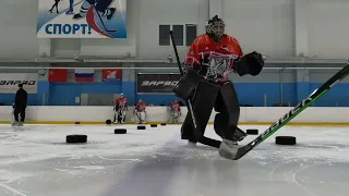 Тренировка хоккейного вратаря