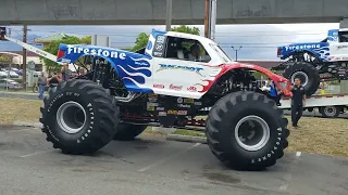 Dan Runte and Bigfoot #14 Monster X Tour Hawaii 2019