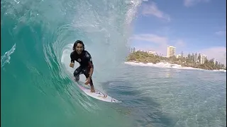 Snapper Rocks & Froggies barrels in slow-mo...