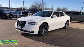 2021 Chrysler 300 St. Charles, Aurora, Glendale Heights, Naperville, North Aurora, IL 21324