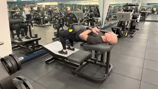 Technogym Pure Strength Plate Loaded | Hip Thrust