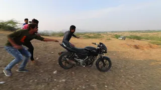 गाड़ी को बिना ड्राइवर के चलाया तो मज़ा आ गया - Running Bike Without Driver Experiment