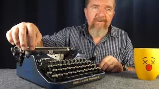 Typewriter Video Series - Episode 79: Underwood Portable