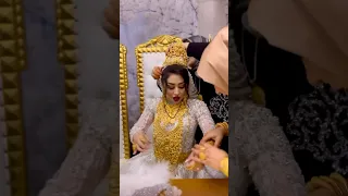 Geline Kilolarca Altın Takıldı #aşiretdüğünü #kurdish #kurdishwedding #kurdishdance #gold #altın