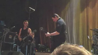 Breaking Benjamin - I Will Not Bow (with intro Ben learning guitar) | 29.05.2016 | Melkweg Amsterdam