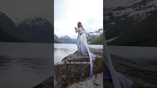 Behind the scenes of cosplaying Elsa in Norway ❄️☃️✨ #frozen2