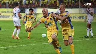 ISL Season 4| Kerala Blasters Vs Delhi Dynamos FC| Iain Hume penalty kick