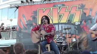 8. TAKE ME - KISS KRUISE 2 - KISS UNPLUGGED - 31 OCTOBER 2012 -