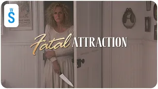 Fatal Attraction (1987) | Scene: While Beth is taking a bath, Alex appears with a knife