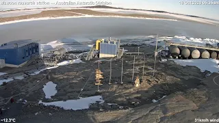 2020-10-19 Mawson Station Antarctica [Timelapse] - 05:45:01 UTC