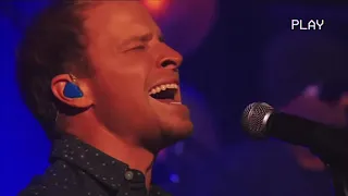 brian littrell’s “in a world like this” high note for three minutes straight