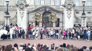 Changing of the Guard Buckingham palace 2016   part 1