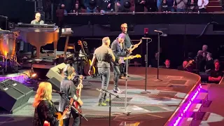 Hungry Heart (Live At KIA Forum 4-4-24) - Bruce Springsteen @concertconnection