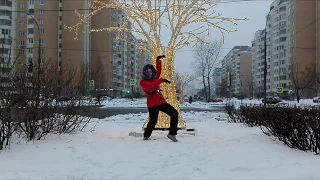 ТАНЦУЮ РОК-Н-РОЛЛ НА СНЕГУ В МОСКВЕ