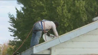 Businesses donate new roof to Idaho veteran