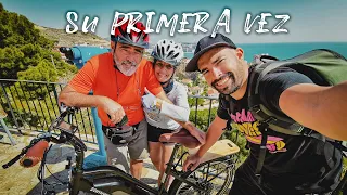 Mis padres prueban una BICICLETA ELÉCTRICA por primera vez | Himiway City Pedelec