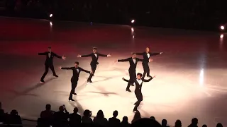 Stars on Ice 2023 - James Bond Reenactment