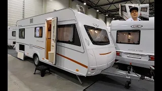LMC Style 530 E Münsterland Caravan Camping Camper travel trailer walkaround and interior K0142