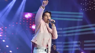 Ang gwapo! 😍 Multimedia prince JAMES REID  performs on ASAP