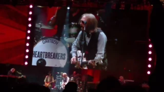 Tom Petty & The Heartbreakers - Refugee (live)