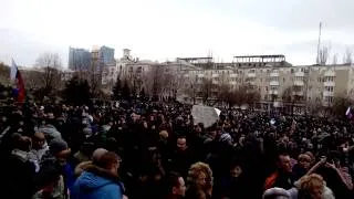 Мирный митинг в Донецке 1 марта 2014 года (возле ОГА)