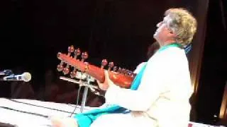 USTAD AMJAD ALI KHAN IN KOLKATA RAGA DARBARI DRUT TEENTALA