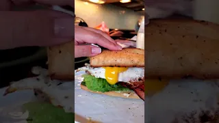 BLT sandwich with an egg