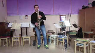 Luther Vandross - Endless Love ft. Mariah Carey. Outdoor walking with #saxophone. #COVER 🎷
