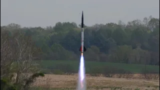 NO LIMITS on the Aerotech K1800 Super Thunder. 25 pound rocket to nearly 500MPH!