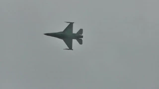 Piknik Lotniczy Świdwin 2017 - pokaz dynamiczny F-16