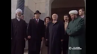 Туркия Республикаси Президенти Сулаймон Демирэл. Самарқанд, 1999 йил.