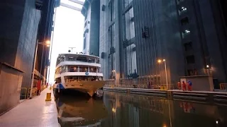 World's Largest Ship Elevator Opens in China