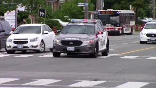 (V6 ROAR) 2 Toronto Police Service  Ford Taurus Responding Hot!