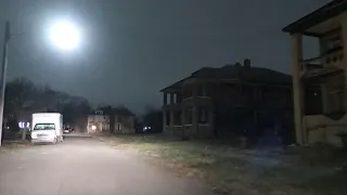 NIGHT TIME DRIVE THROUGH ABANDONED HOODS IN DETROIT MICHIGAN