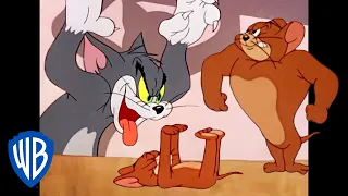 Tom & Jerry | Halloween Spooktacular 🎃 | Classic Cartoon Compilation | WB Kids