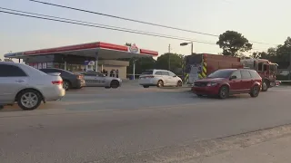 Man shot in the head at South Augusta gas station